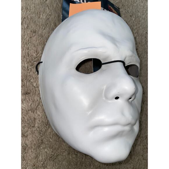 HALLOWEEN II MICHAEL MYERS VACUFORM MASK HALLOWEEN COSTUME NEW FLAWS - Picture 2 of 5